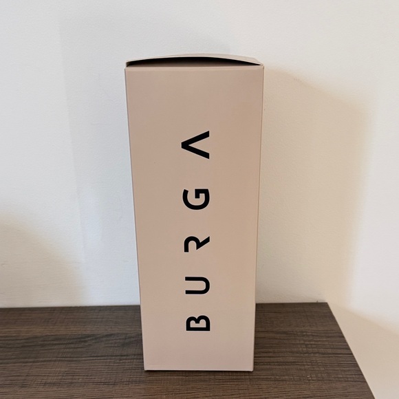 Burga Travel 24 oz Mug with Artistic Design - Picture 2 of 7